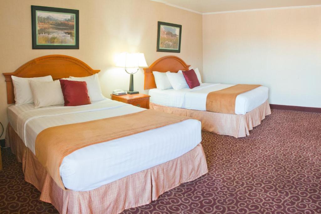 Red Arrow Inn & Suites, A Travelodge By Wyndham Montrose Room photo